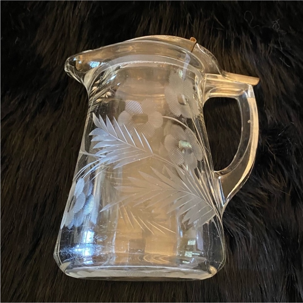 Clear Etched Glass Serveware Pitcher for Syrup